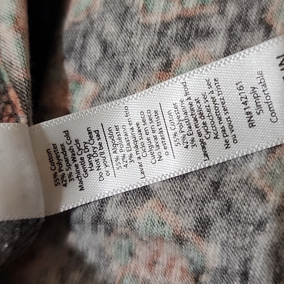 Lularoe Classic - Picture 3 of 3